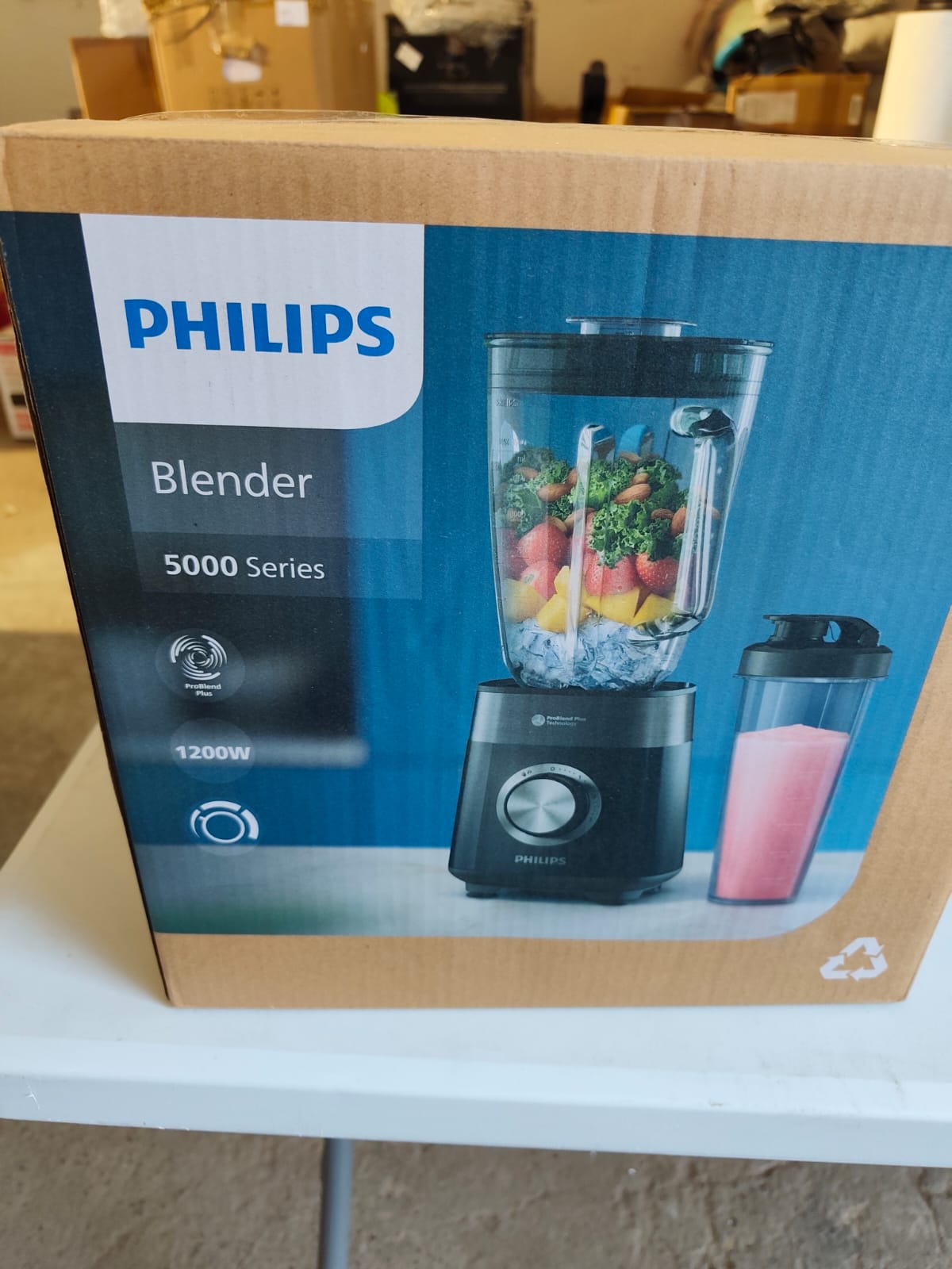 Blender kielichowy Philips Series 5000 HR3030/00 1200W z bidonem - obrazek 3